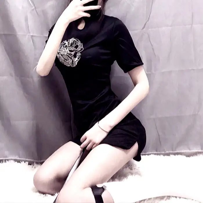 漂亮男孩直播中